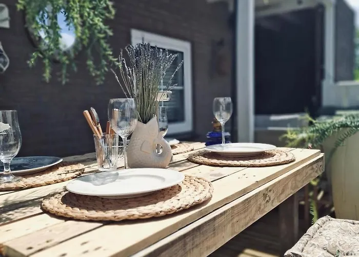 Hartje Zurrik - Knus In Bosrijke Omgeving