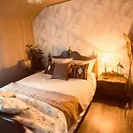Hartje Zurrik - Knus In Bosrijke Omgeving Apartament Soerendonk